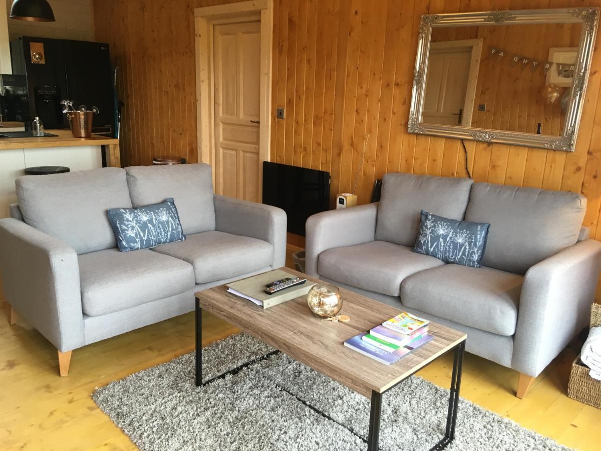 The Orchard Bramble Lodge Hadleigh  외부 사진