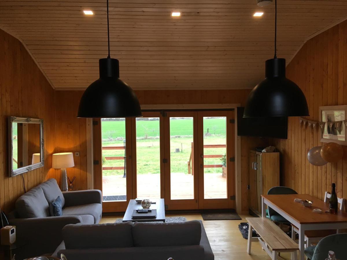 The Orchard Bramble Lodge Hadleigh  외부 사진