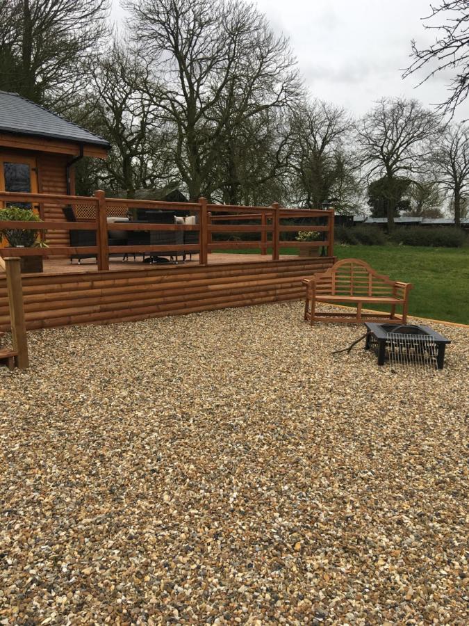 The Orchard Bramble Lodge Hadleigh  외부 사진